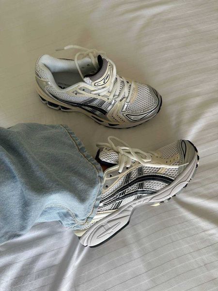 Кросівки Asics Gel-Kayano 14 White Silver Black 12708-Сірий-36 фото